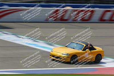 media/Jun-04-2022-Speed Ventures (Sat) [[1ace24ef32]]/race group/session 2 (finish)/